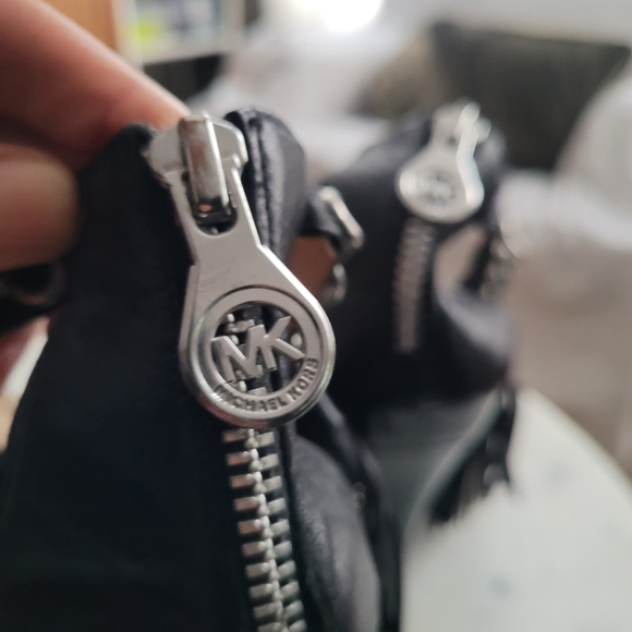 Michael kors tassle heels - Picture 4 of 4